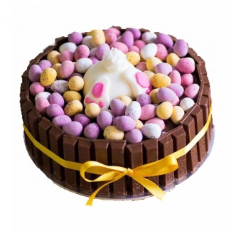 Easter bunny kitkat cake
