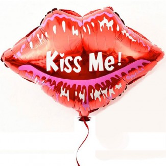 Kiss Me Mwahhhh Balloon